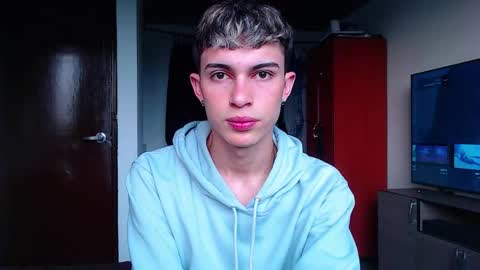 John Vichenso online show from December 15, 2025, 9:41 pm