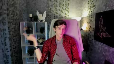 John online show from October 30, 2025, 8:27 am