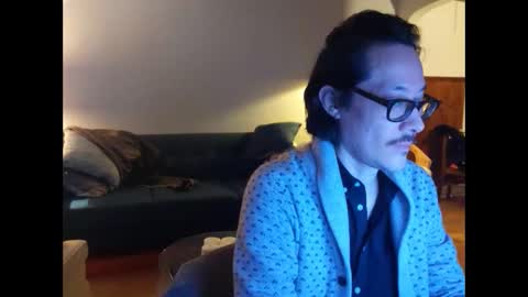 Johnee online show from March 8, 2026, 9:13 am