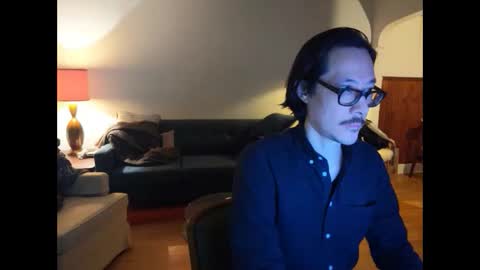 Johnee online show from March 21, 2026, 8:19 am