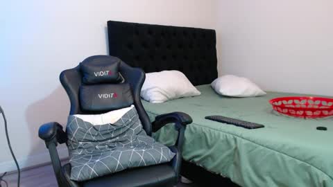 john online show from January 14, 2025, 11:16 pm