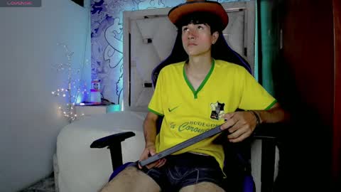 johnny_cagee online show from April 23, 2026, 5:52 am