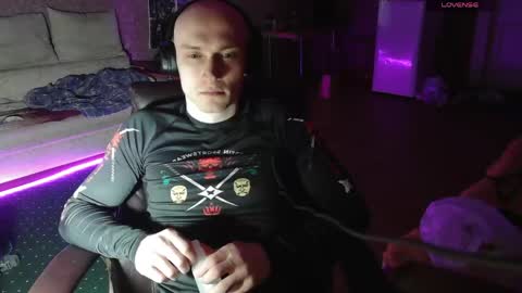 Johnny online show from April 21, 2026, 5:06 pm