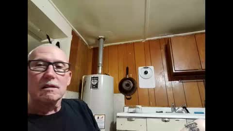 Snapshot of johnnyanubis chatting on March 21, 2026, 11:52 pm Master online show from March 21, 2026, 11:52 pm