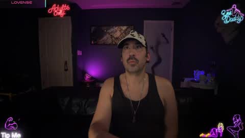 Snapshot of johnnyfromspace chatting on April 5, 2026, 8:44 am Johnny from Space online show from April 5, 2026, 8:44 am