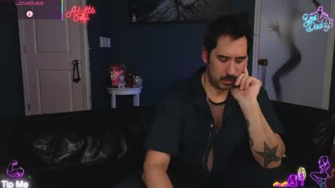Snapshot of johnnyfromspace chatting on April 20, 2026, 2:36 am Johnny from Space online show from April 20, 2026, 2:36 am