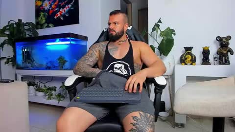 JOHNNY online show from September 19, 2025, 11:49 pm