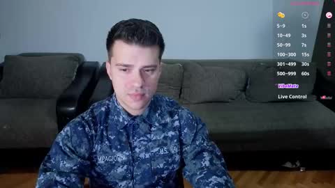 Johnny online show from October 30, 2025, 6:52 pm