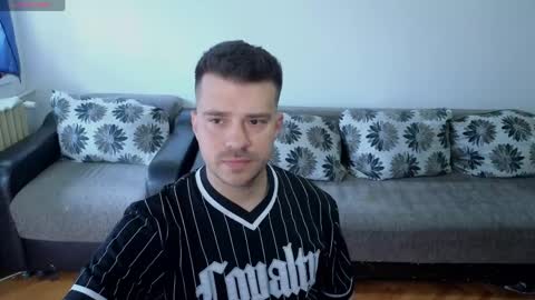 Snapshot of johnnylove21 chatting on June 5, 2026, 10:54 am Johnny online show from June 5, 2026, 10:54 am