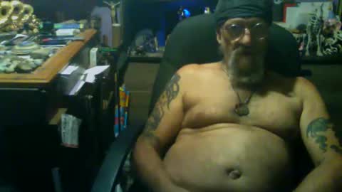 johnnyshung1 online show from September 11, 2025, 9:31 am