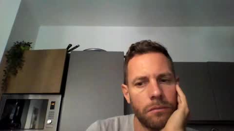 jojo19844 online show from September 16, 2025, 9:10 am