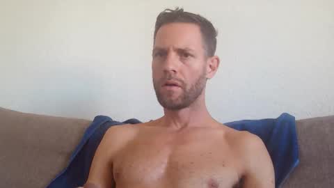 jojo19844 online show from September 27, 2025, 9:47 am