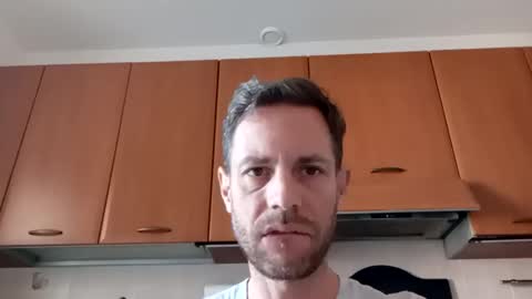 jojo19844 online show from November 6, 2025, 9:21 am