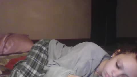 jojosbizarrelyf online show from December 4, 2025, 1:48 am