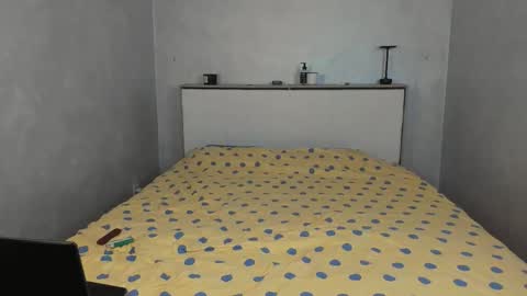 Hello we John and Harli  online show from October 8, 2025, 1:53 pm