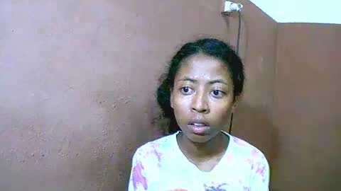 joliekah27 online show from March 5, 2025, 3:51 am