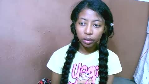 joliekah27 online show from March 6, 2025, 1:46 pm