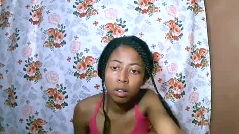 joliekah27 online show from March 12, 2025, 9:44 am