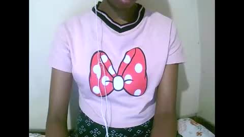 joliekah27 online show from April 21, 2026, 7:17 pm