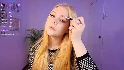 Polly  online show from November 27, 2025, 2:57 am