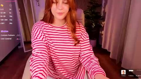 Snapshot of jolly_bean chatting on May 15, 2026, 11:01 pm Polly online show from May 15, 2026, 11:01 pm