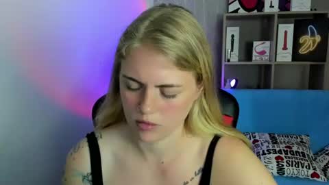 Snapshot of jolly_doll_ chatting on June 25, 2026, 5:12 am Jolly online show from June 25, 2026, 5:12 am