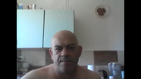 jolmasz30 online show from April 27, 2026, 9:51 am