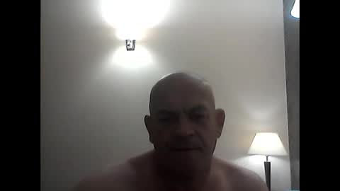 jolmasz30 online show from May 25, 2026, 7:09 pm