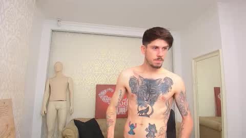 JonahShaw online show from September 26, 2025, 4:27 am