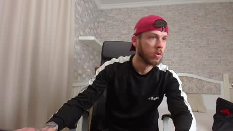 JonahShaw online show from April 20, 2026, 3:53 am