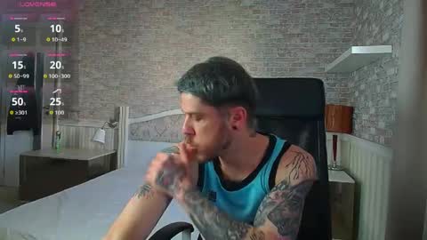 Snapshot of jonahshaw chatting on June 3, 2026, 4:48 am JonahShaw online show from June 3, 2026, 4:48 am