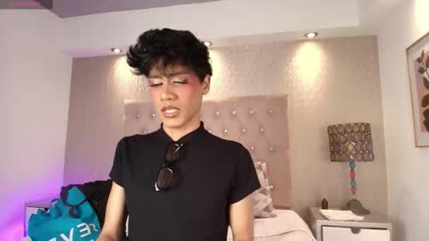 Jonas  online show from March 3, 2026, 5:02 am