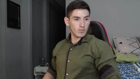 jonathancast08 online show from January 22, 2025, 6:20 pm