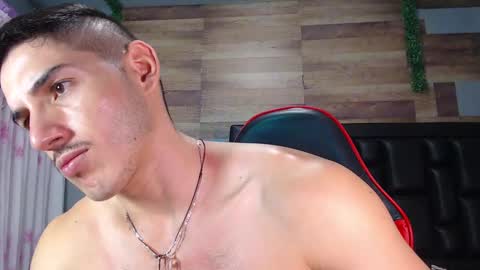 jonathancast08 online show from March 11, 2025, 1:12 pm