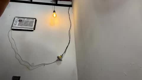 jonathancast08 online show from April 25, 2026, 9:56 pm