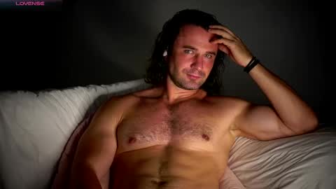 jonathanfranz123 online show from January 5, 2026, 5:27 pm