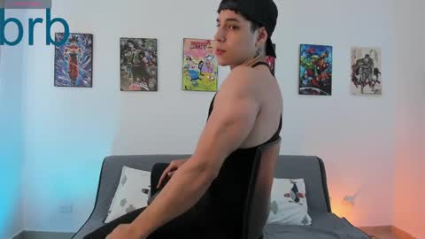 Instagram jonathanfit14 online show from April 21, 2026, 2:51 am