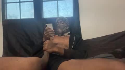 jondonjulio25 online show from March 7, 2026, 10:23 am