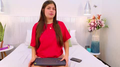 melani gomez online show from May 4, 2026, 12:12 pm