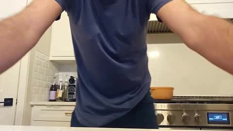 jonesy420xoo online show from February 17, 2025, 4:31 am