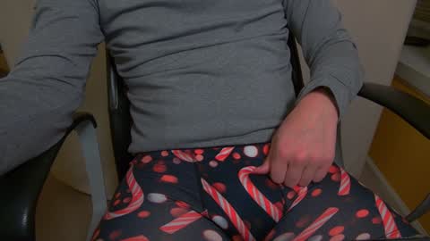 WhteGuy online show from December 7, 2024, 4:31 am