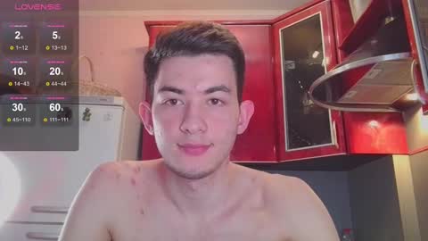 jonhy_merlin online show from December 17, 2024, 12:33 pm