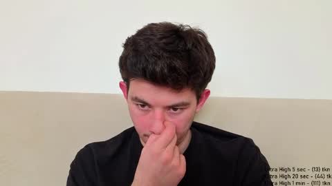 jonhy_merlin online show from April 1, 2026, 1:41 pm