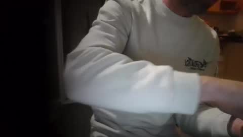 jonlow1 online show from January 10, 2025, 11:50 pm