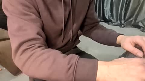 jonlow1 online show from January 7, 2026, 12:24 am