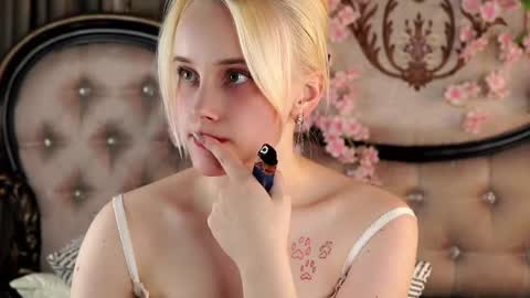 Alice online show from April 19, 2026, 6:10 pm