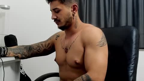 jonnyporn1 online show from February 3, 2025, 9:29 pm