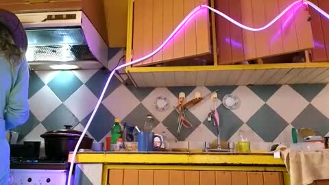 Jony Marta GMT 2000-0100 every day online show from November 9, 2025, 5:22 pm