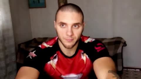 Jordan Dior online show from November 10, 2025, 10:03 am