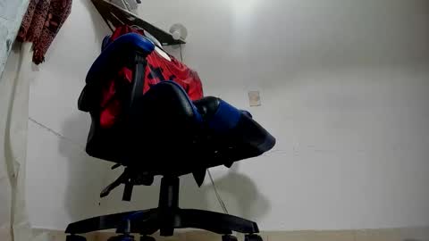 Snapshot of jordan33blake chatting on May 22, 2026, 12:00 pm jordan33blake online show from May 22, 2026, 12:00 pm
